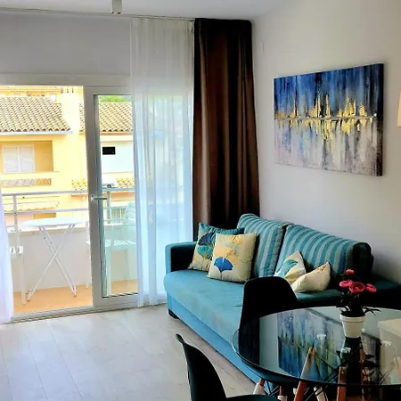 Apartment Moderno Con Piscina En Lestartit By Host&joy Torroella De Montgri