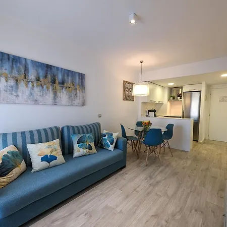 Moderno Con Piscina En Lestartit By Host&joy Apartment