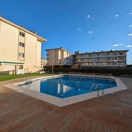 Moderno Con Piscina En Lestartit By Host&joy Torroella De Montgri